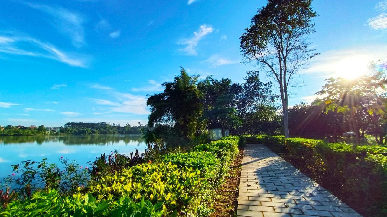 Hue Riverside Boutique Resort & Spa Екстер'єр фото