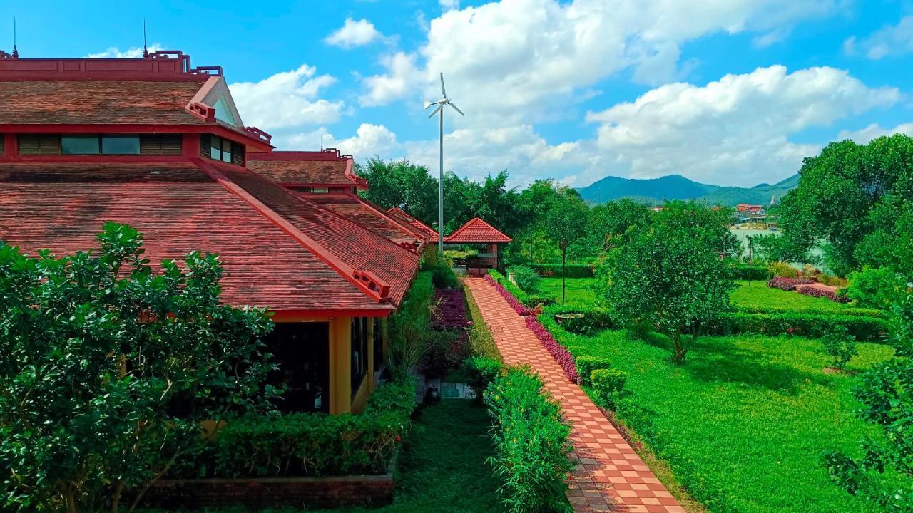 Hue Riverside Boutique Resort & Spa Екстер'єр фото
